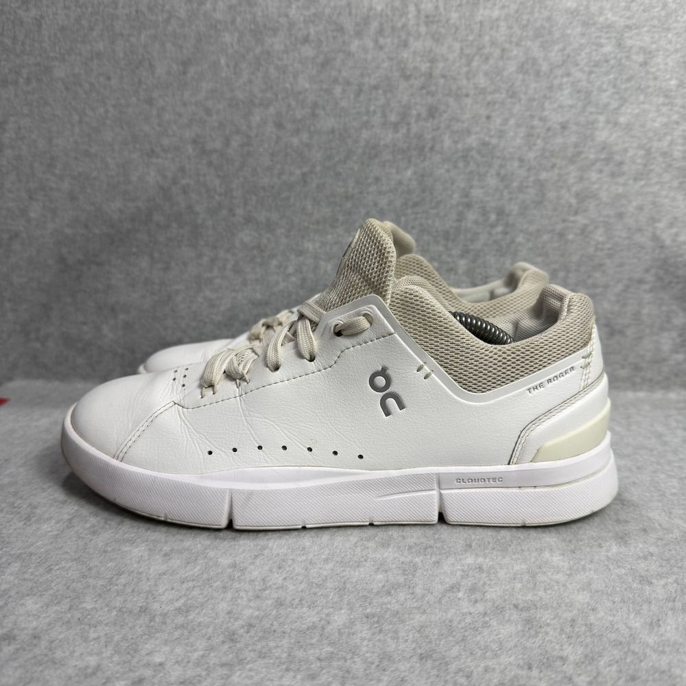 On Running Shoes Womens Size 7.5 The Roger White Leather Low Top Tennis Sneakers